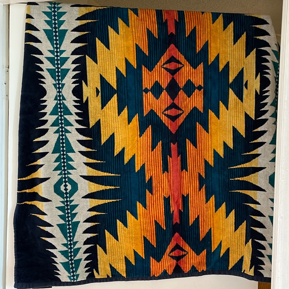 Pendleton towel (XL)